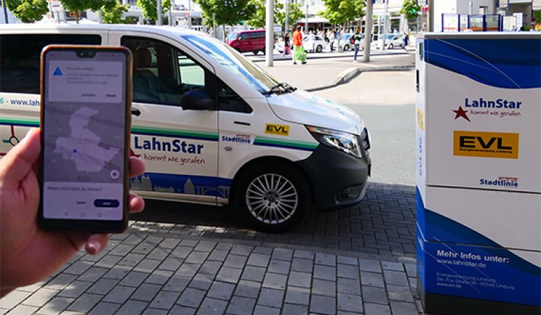 Lahnstar-Shuttle am Bahnhof